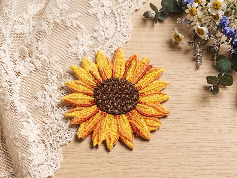 三木森 X 抱貓貓授權刺繡作品